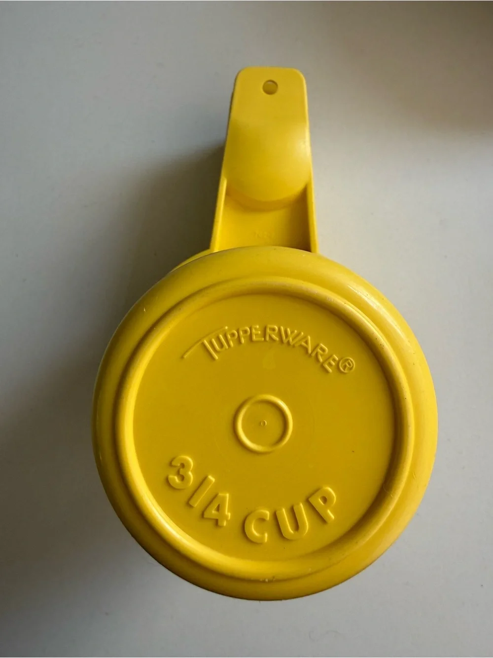 Vintage Tupperware Yellow Nesting Measuring Cups Set of 5 Retro 70s